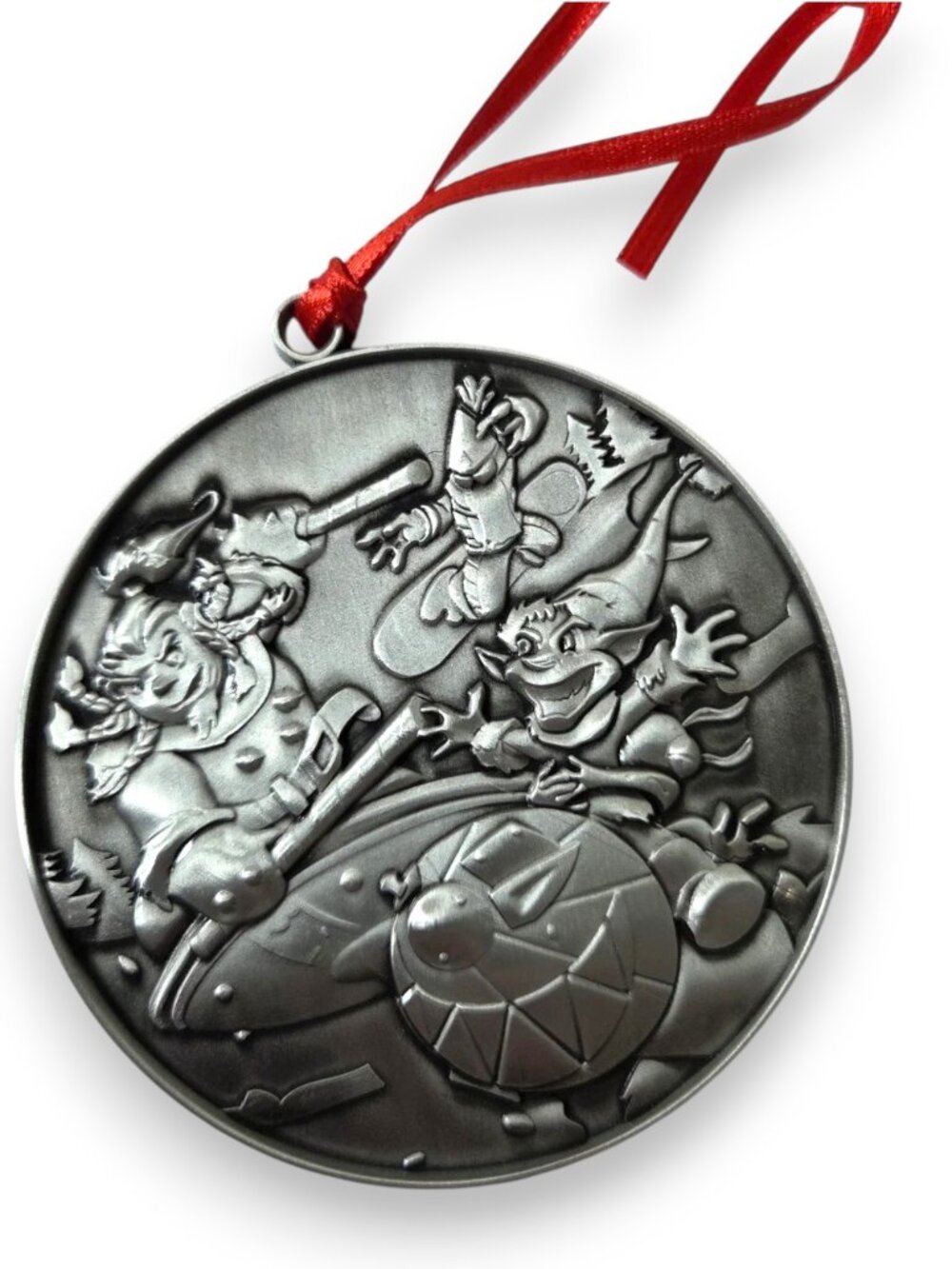 Rare Blizzard Entertainment 2013 Metal Holiday Ornament Employee Exlusive